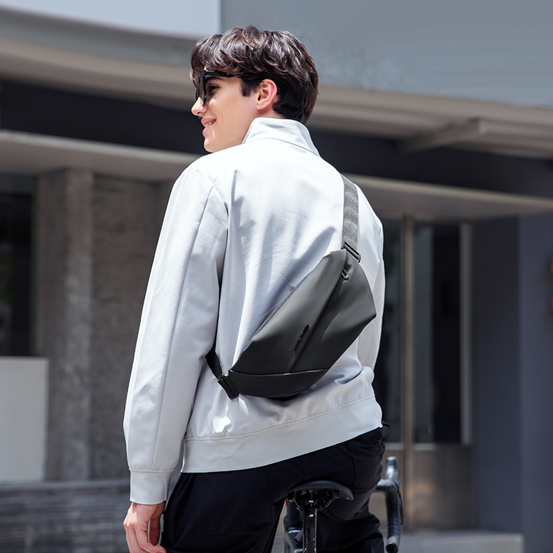 MARK RYDEN Men Crossbody Sling – Waterproof Cycling Commute recenzja i cena